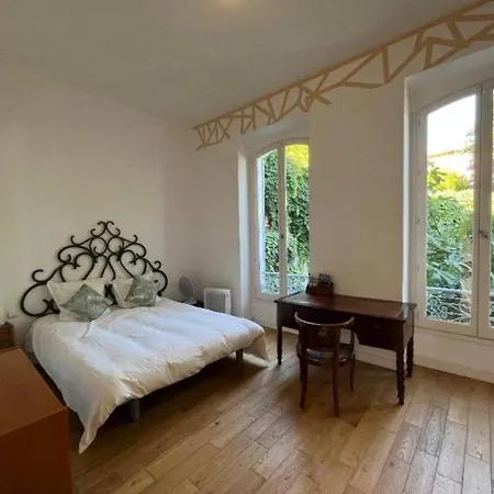 Adelaida Villa Nice