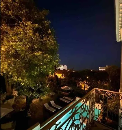 Villa Adelaida *